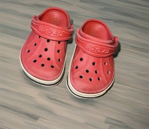 Kislány Crocs papucs