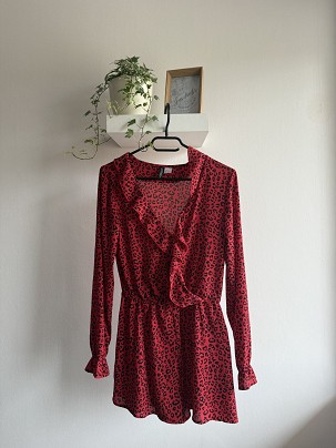 Rövidnadrágos overál