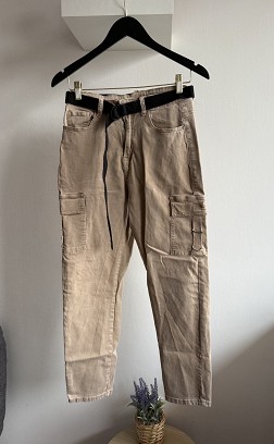 Bézs cargo nadrág