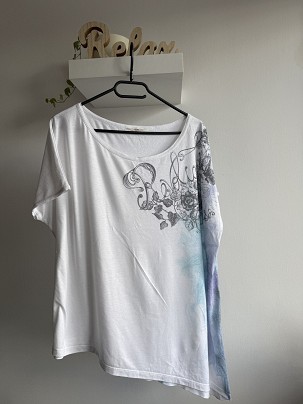 Guess mintás felső