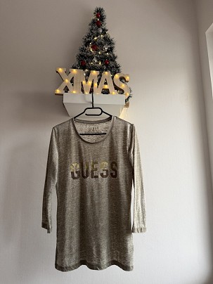 Guess felső