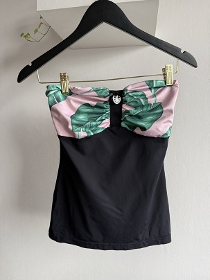 My77 pántnélküli felső