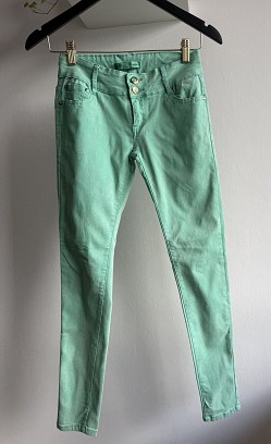 Menta színű nadrág