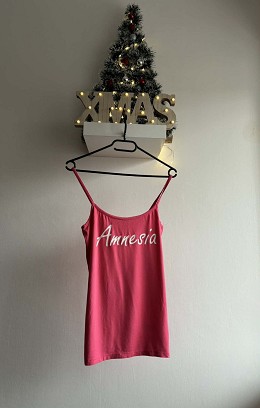 Amnesia trikófelső